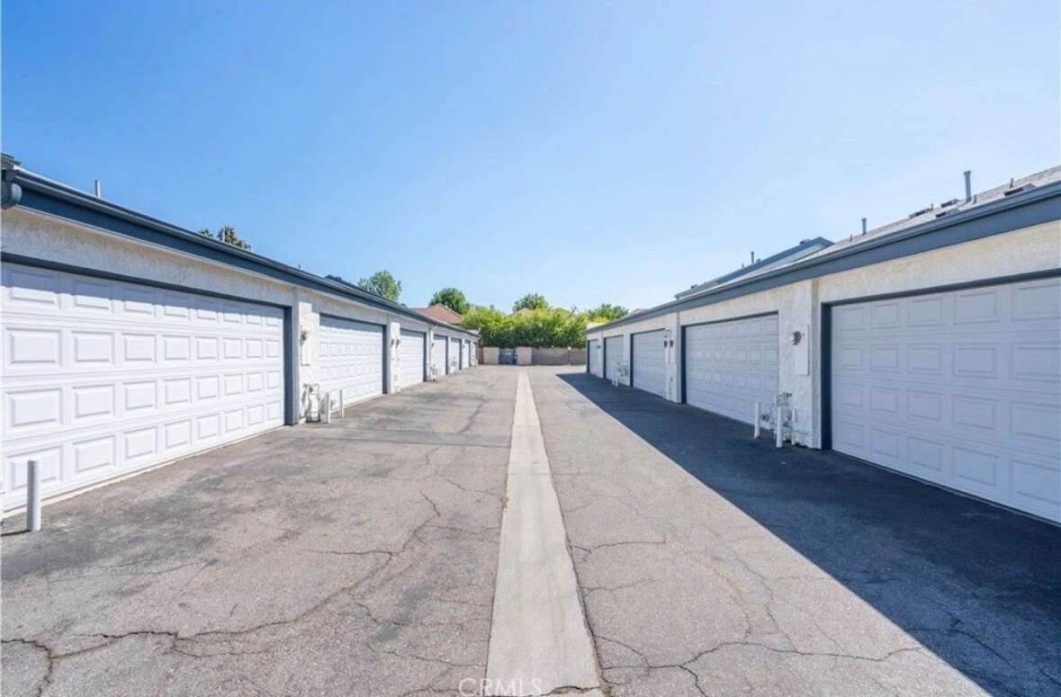 Building Photo - 19221 Sherman Way