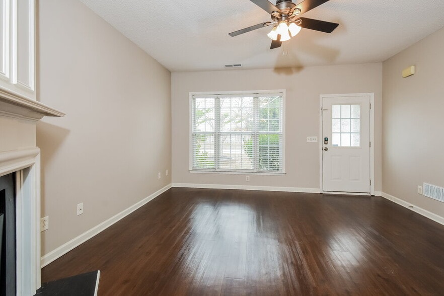 Building Photo - 1302 Timuquana Trail