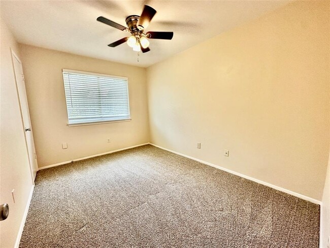 Building Photo - 11612 Fruitwood Pl