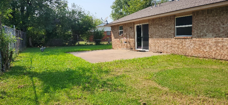 Building Photo - 4708 SE 45th St