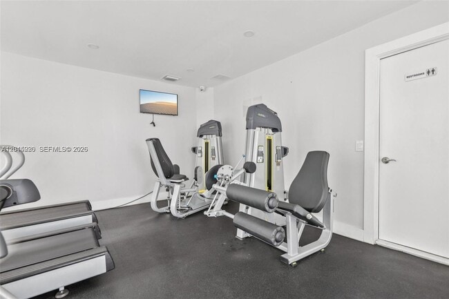 Building Photo - 14170 SW 84th St