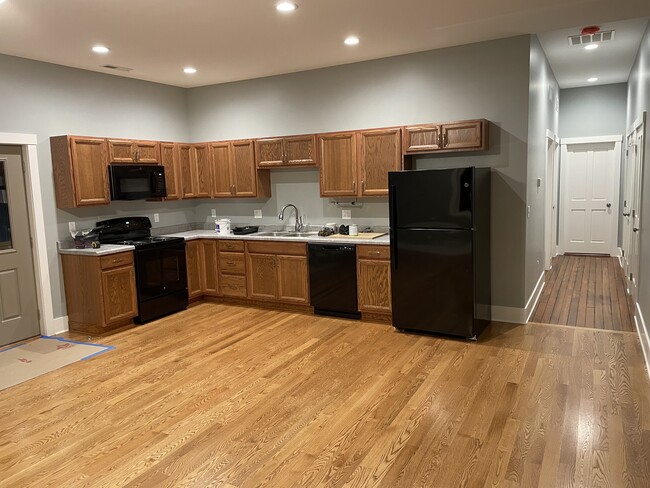 Kitchen area. - 204 E Broadway Ave