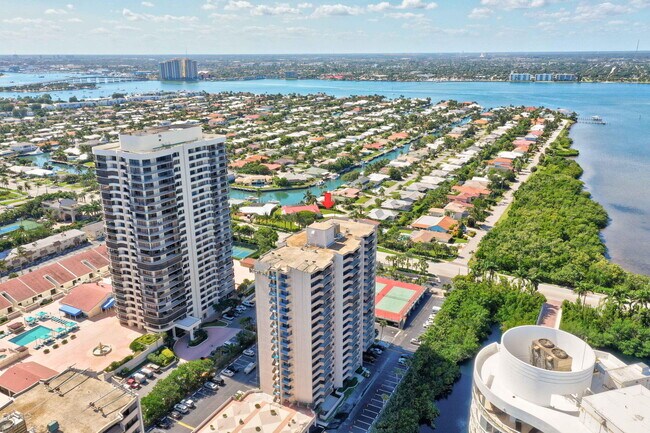 Building Photo - 4200 N Ocean Dr
