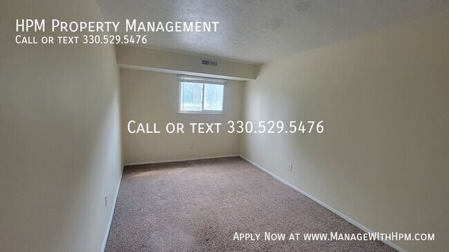 Building Photo - 841 SilverMeadow 202
