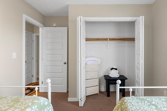 Building Photo - 3-Bedroom in Town of Farmville with One-Le...