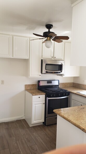 Building Photo - 22 Latitude Ct