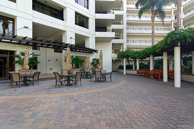 Building Photo - 700 W Harbor Dr