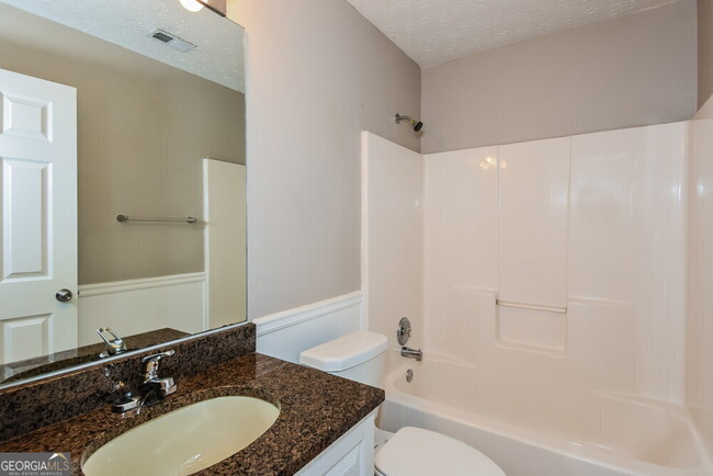 Building Photo - 1117 Eastmill Cove