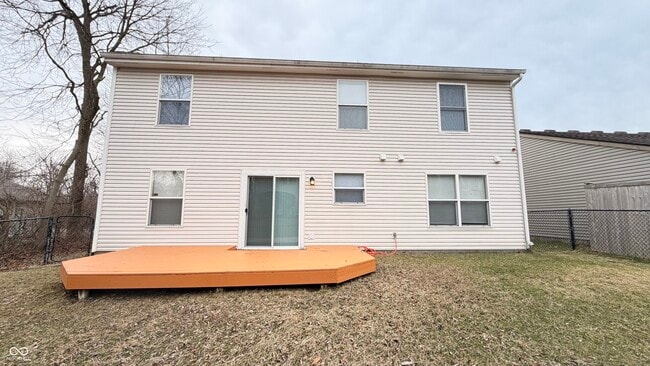 Building Photo - 6010 Lakeside Manor Ave