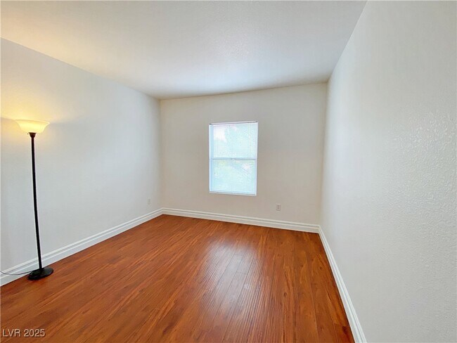 Building Photo - 10701 Pappas Ln