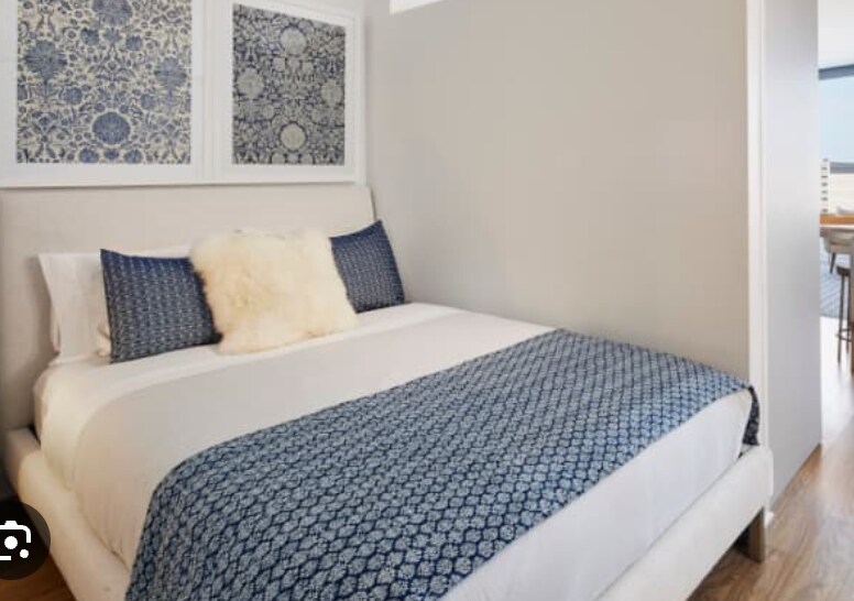 Building Photo - 7890 N Kingsbury St