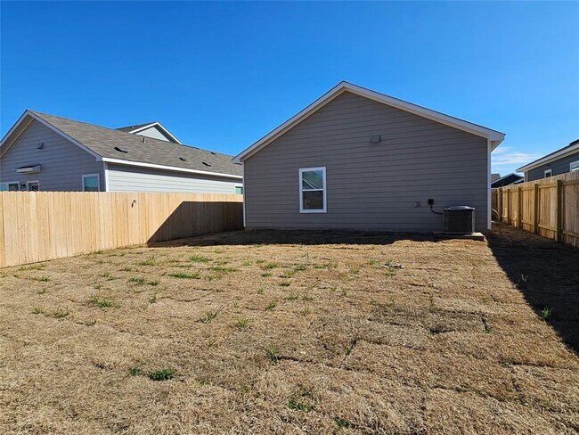 Building Photo - 418 Paddlefish Ln