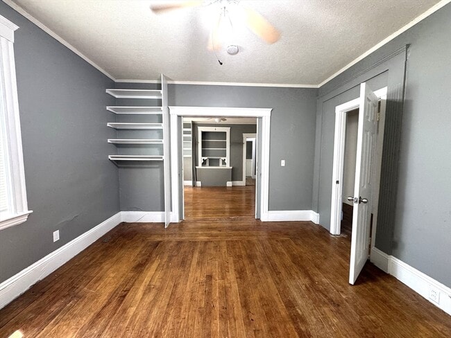 Building Photo - 272 Tremont St