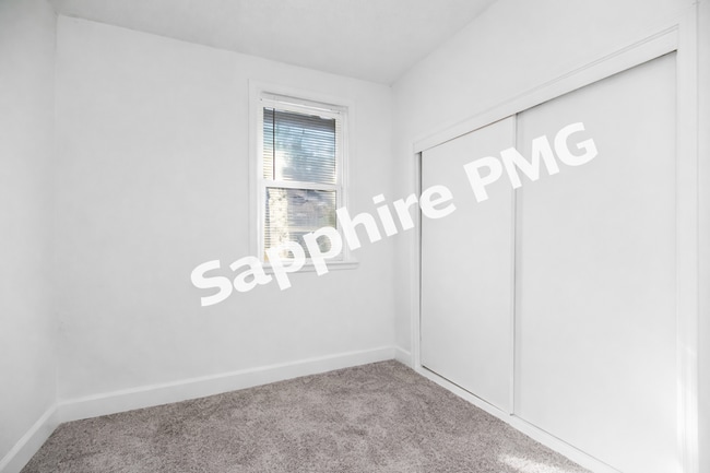 Building Photo - 6701 Bellefontaine Ave