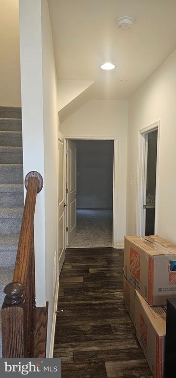 Building Photo - 156 Ironwood Ct