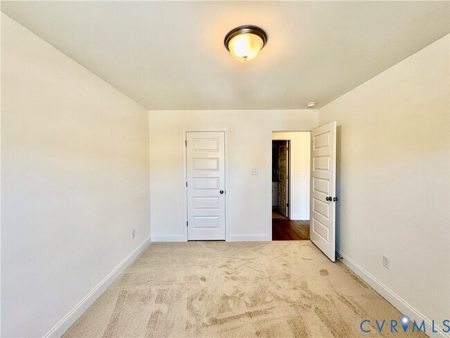 Building Photo - 18754 Palisades Rdg