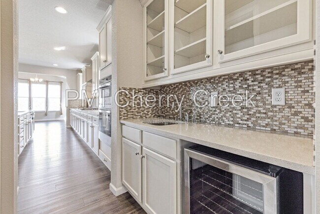 Building Photo - 10922 Ledges Rd