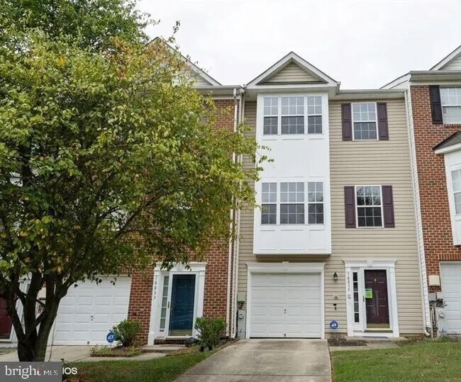 Outside view - 10835 Vista Gardens Dr