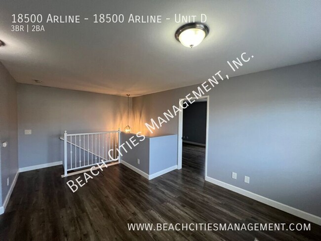 Building Photo - Remodeled 3 Bed, 2.5 Bath Town Home with A...