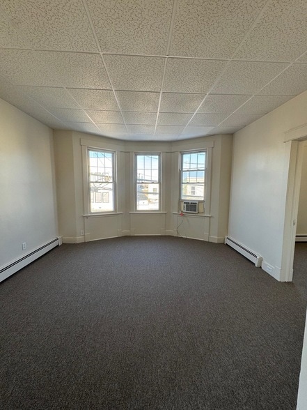 Building Photo - 4400 Liberty Ave