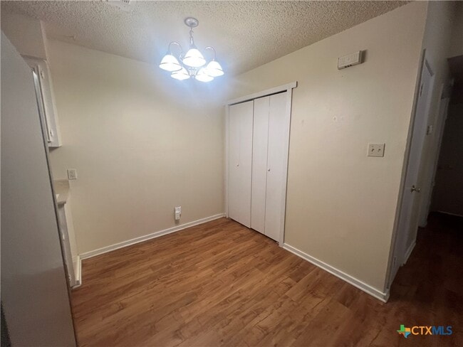 Building Photo - 1524 Shannon Cir