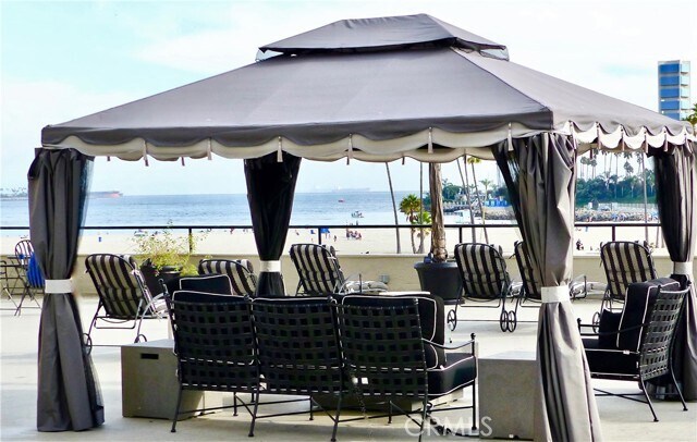 Building Photo - 800 E Ocean Blvd