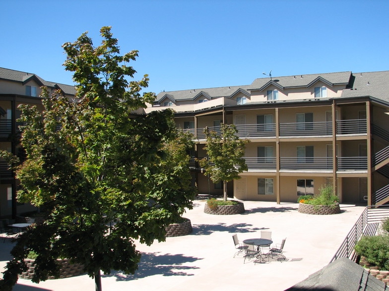 River Walk Apartments Boise, ID Apartment Finder