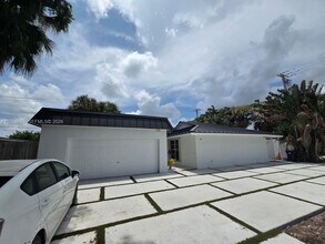 Building Photo - 8404 SW 102nd Pl