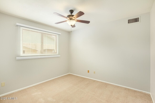 Building Photo - 1010 E Loyola Dr