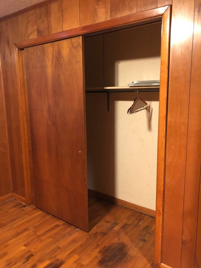 Building Photo - Charming Single-Story Home on a Spacious Lot