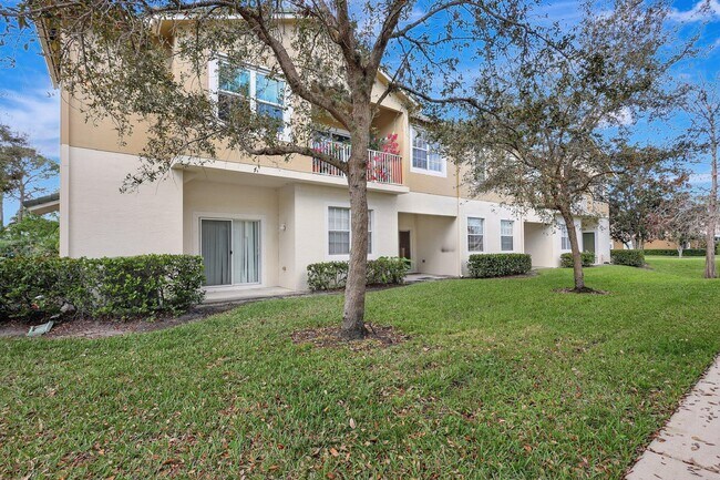 Building Photo - 3031 SE Lexington Lakes Dr