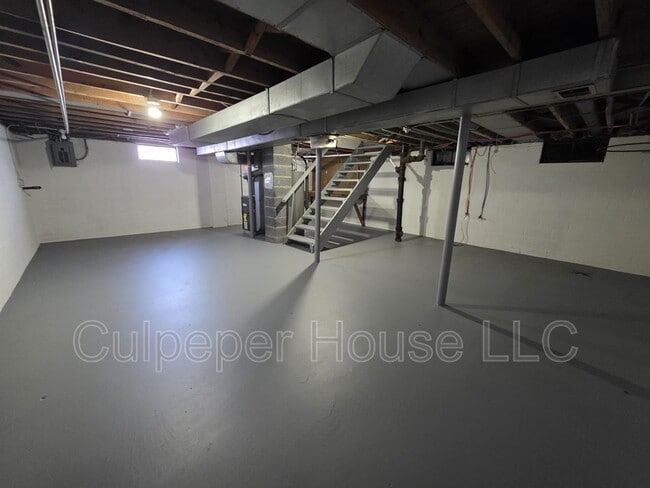 Building Photo - 5858 Atwell Rd