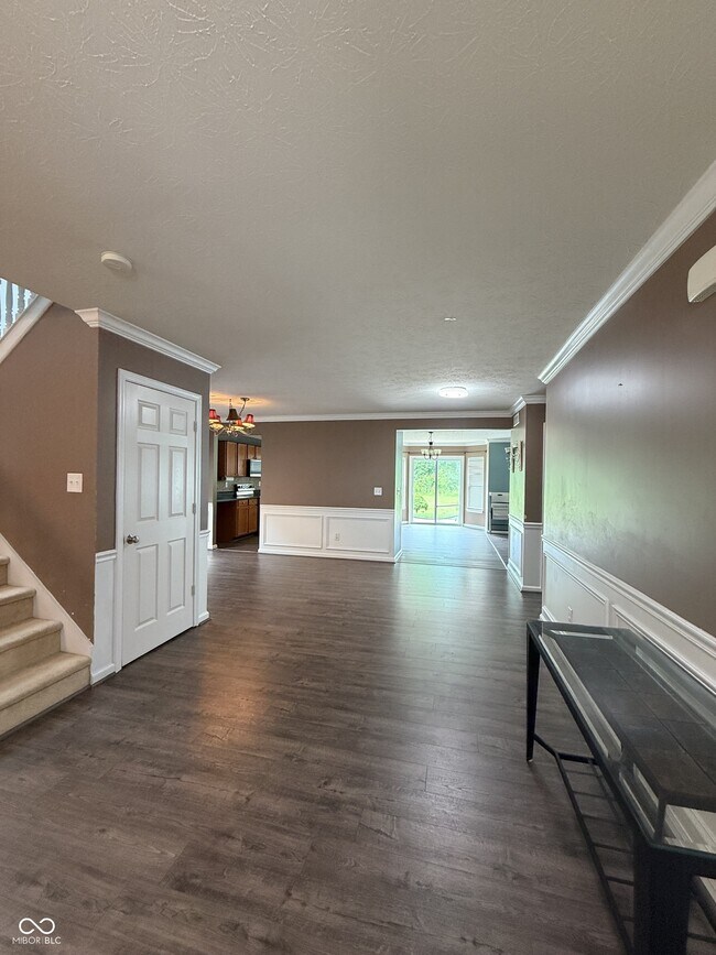 Building Photo - 4410 Viva Ln