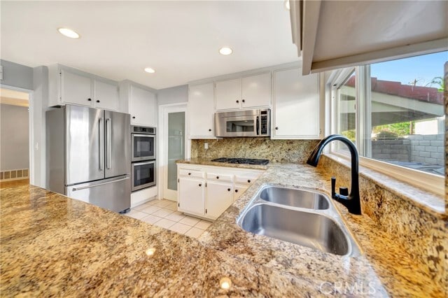 Building Photo - 3811 Algonaut Dr