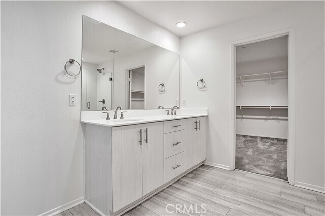 Building Photo - 574 Feeder St