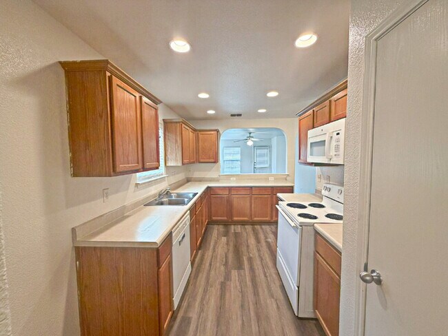 Building Photo - 3949 Wensledale Dr