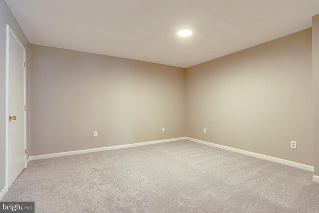 Building Photo - 20366 Hartwell St