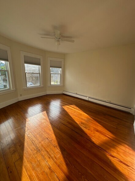 Hardwood Flooring - 185 Wilson St