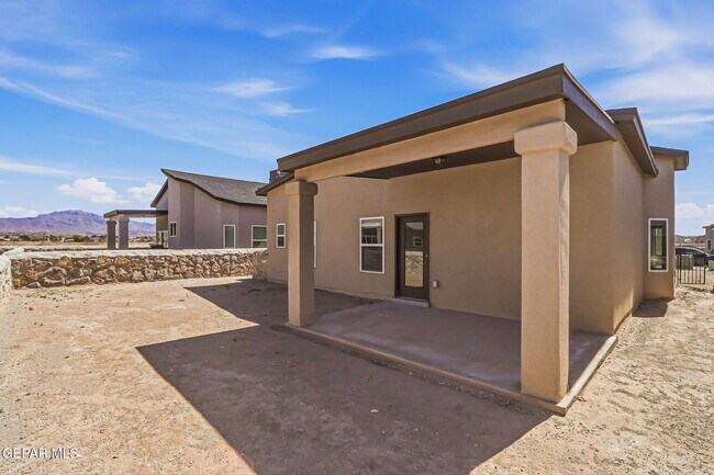 Building Photo - 909 Ada Ln