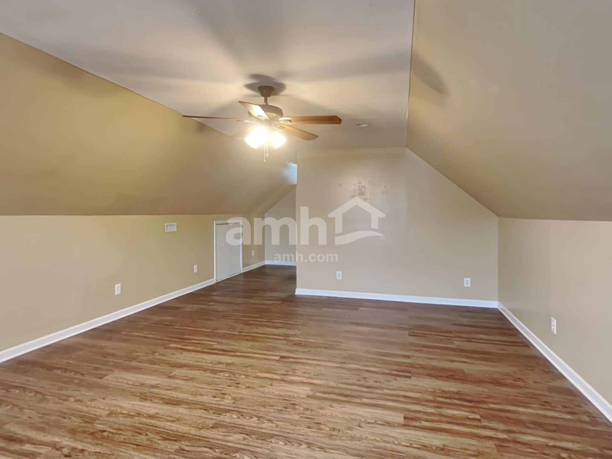 Building Photo - 912 Crystal Bear Trl