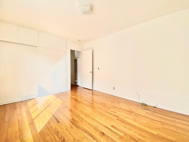 Building Photo - 1055 S Wooster St