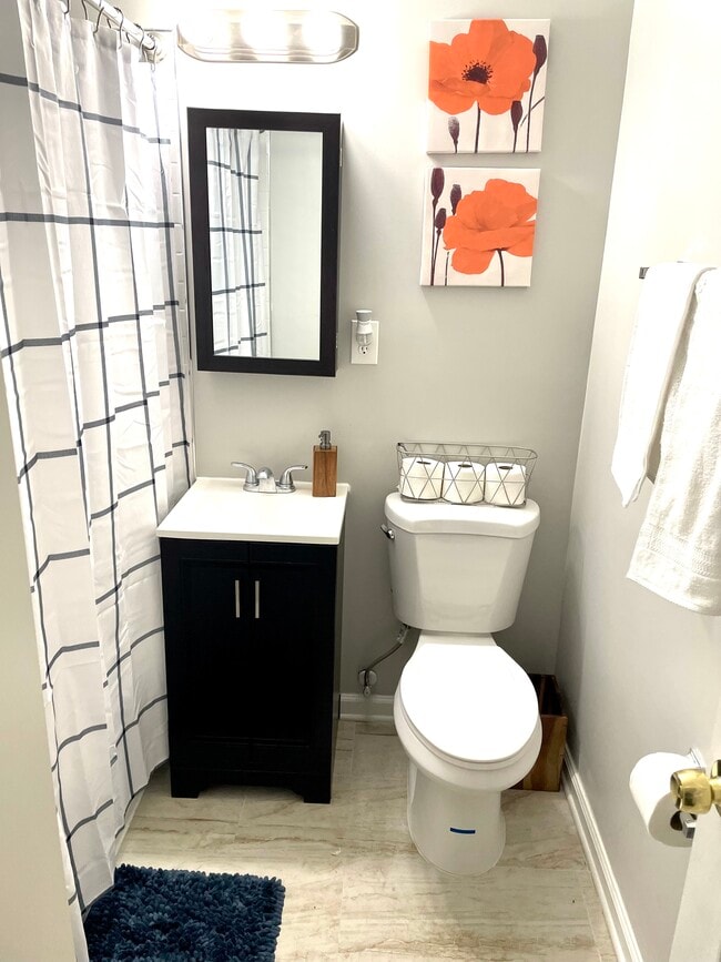 Building Photo - 7001 Coolridge Dr