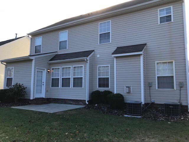 Building Photo - 10339 Samuels Way Dr