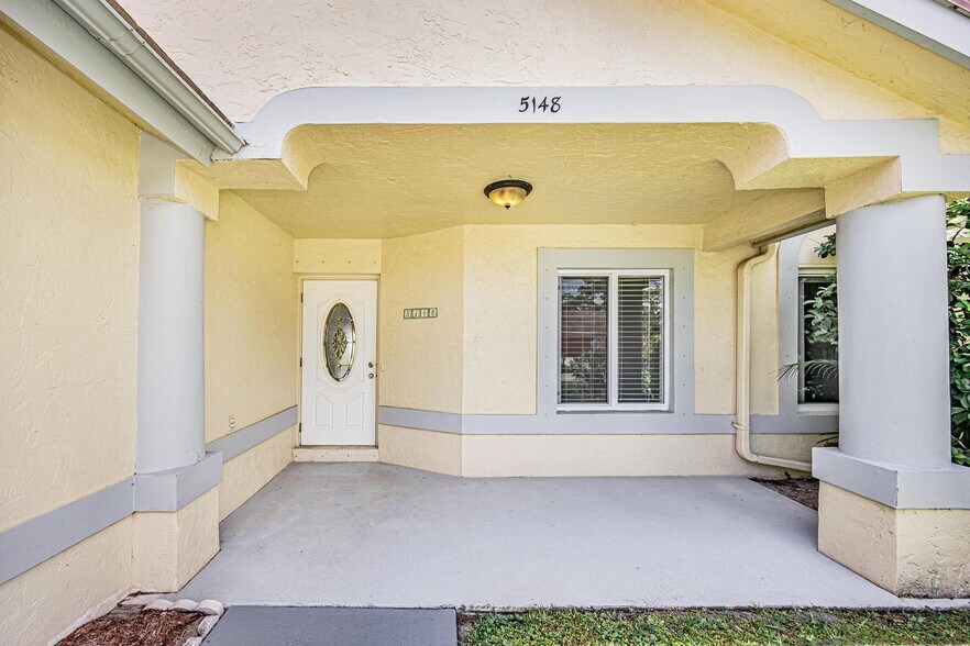 Building Photo - 5148 Rosen Blvd