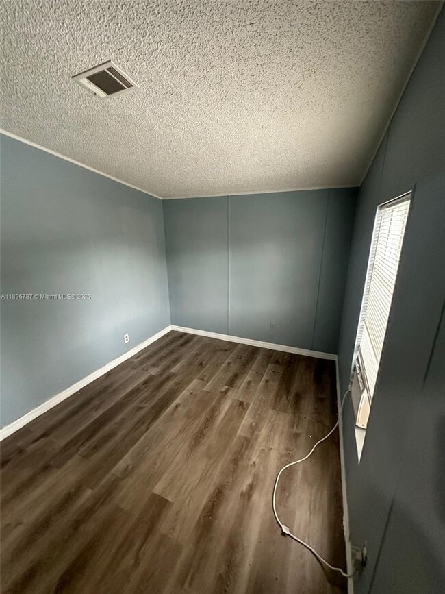Building Photo - 11863 Atlantic Cir