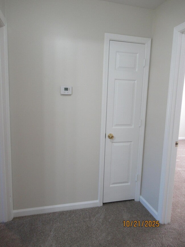 Building Photo - 22 Hackberry Ct