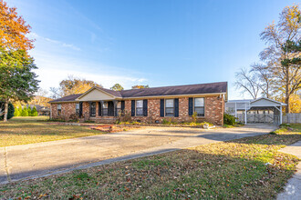 Building Photo - 804 Vestavia Pl SE