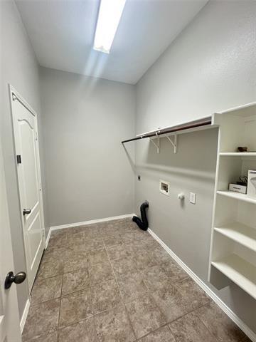 Building Photo - 7011 Chackbay Ln