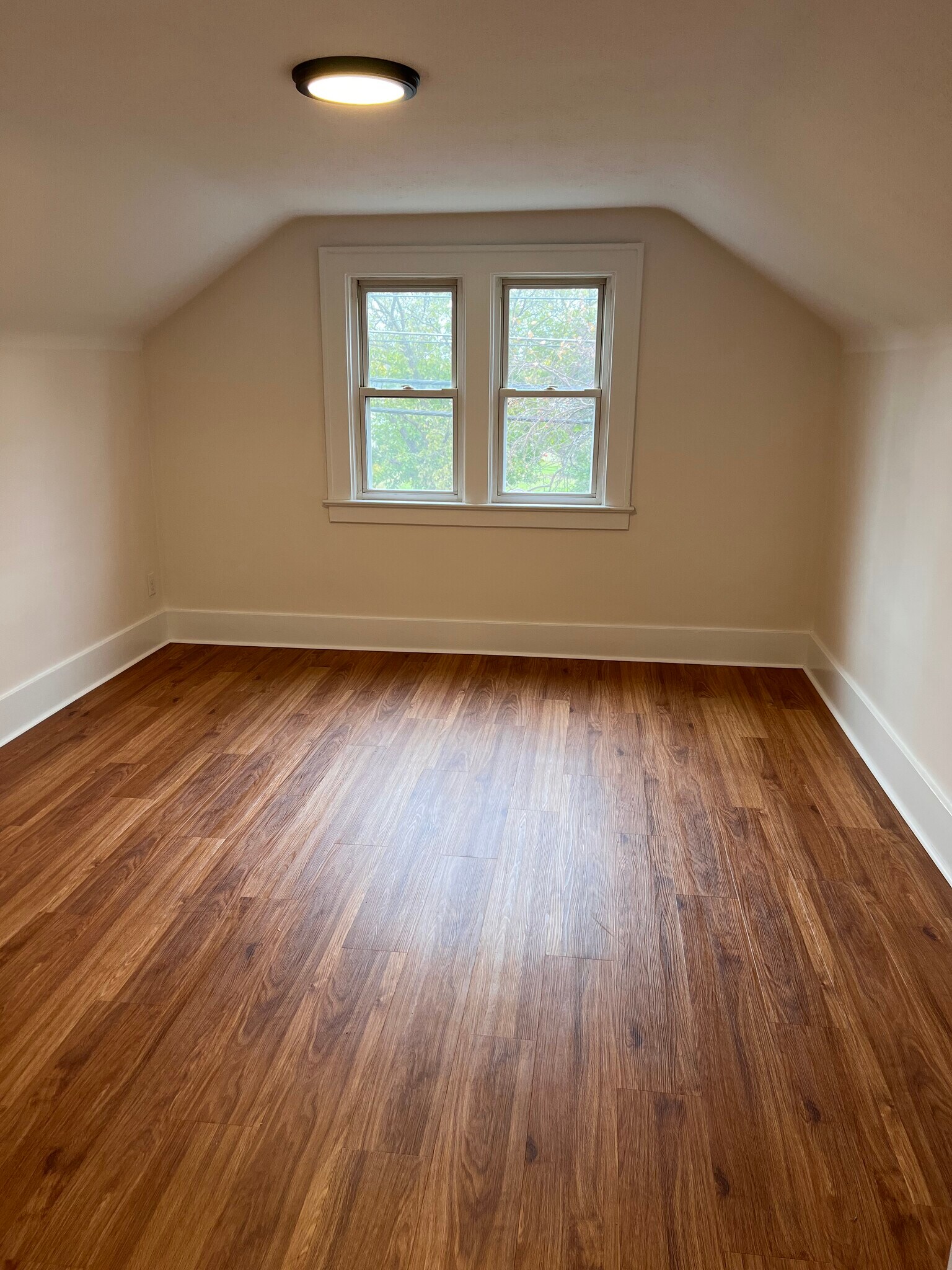 Building Photo - 905 Klem Rd