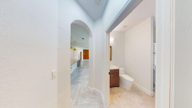 Building Photo - 6BR /5BA  LUXURY POOL HOME -  Fells Landing Subdivision- Minutes to Medical City! **1/2 OFF FIRST...